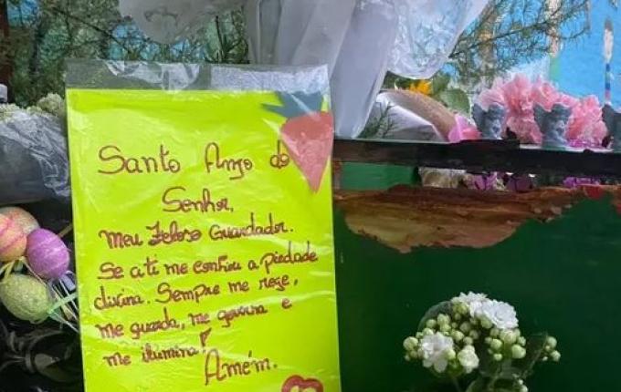 Homenagens em creche alvo de ataque em SC continuam nesta sexta-feira