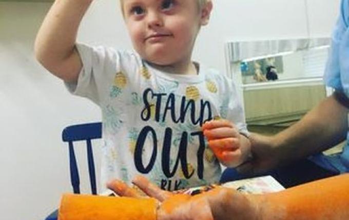 Fisioterapeuta da Apae destaca importância da estimulação precoce