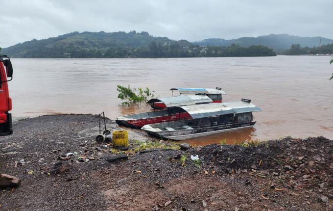 Cheia do Rio Uruguai gera alerta para travessia entre Itapiranga e Barra do Guarita