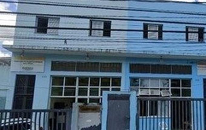 Idoso é morto com golpes de extintor por roncar em centro de acolhida