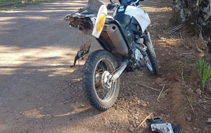 Motociclista fica ferido em acidente na SC 163