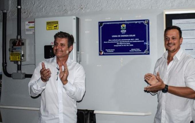 VÍDEO: APAE inaugura usina solar em São Miguel do Oeste
