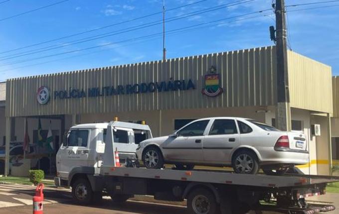 Motorista com CNH suspensa se recusa a fazer bafômetro e tem carro removido em Iporã do Oeste