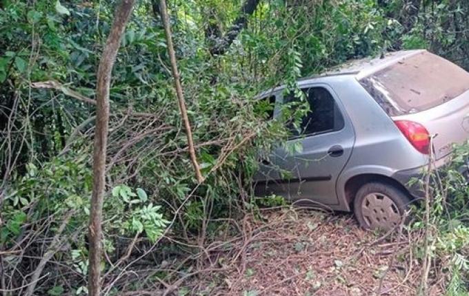 Saída de pista deixa condutor ferido na SC 163, em Itapiranga