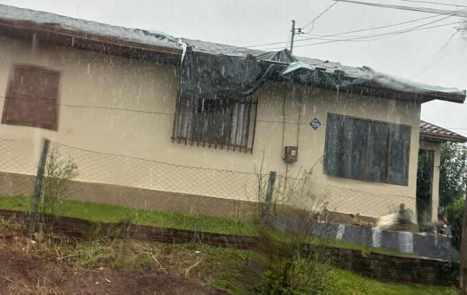 Defesa Civil reforça atendimento às famílias atingidas pelo temporal em São José do Cedro