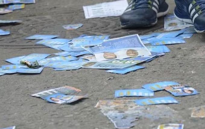 Gastos de candidatos com panfletos e adesivos chegam a quase R$ 1 bilhão em 2024