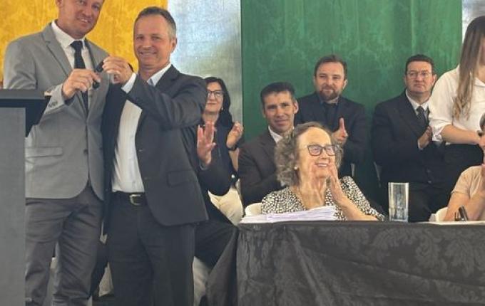 Empossados os eleitos no município Palma Sola