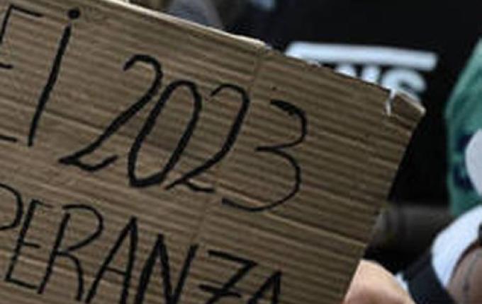 Bolsonaro parabeniza Milei pela vitória na Argentina