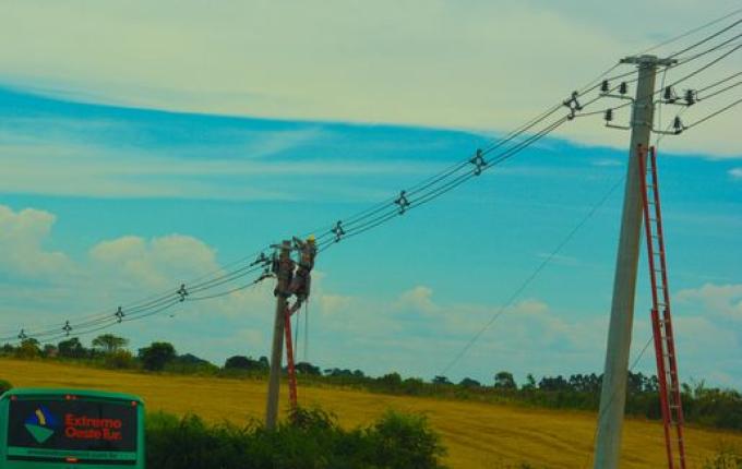 Após temporal, região segue com quase 4 mil unidades consumidoras sem energia