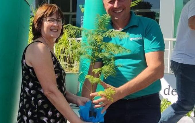 Sicoob realiza ação junta com Escola de Educação Básica Cedrense