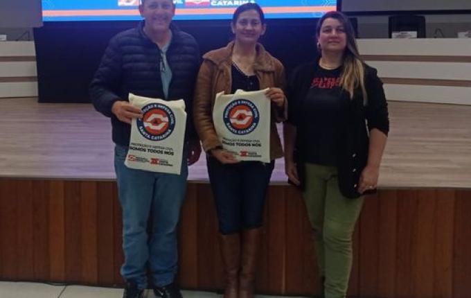 Defesa Civil estadual repassa 19 reservatórios de água ao município de Guarujá do Sul