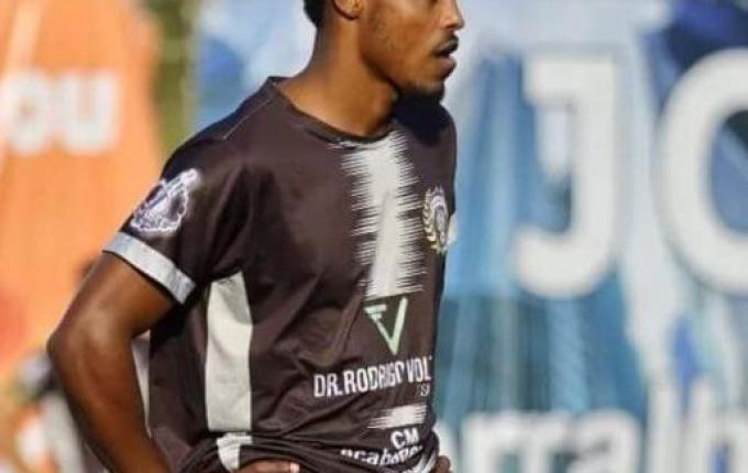 Jogador de futebol morre de infarto durante partida em SC: “Pessoa maravilhosa”
