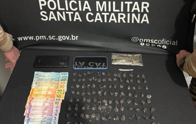 Polícia Militar prende homem por tráfico de drogas em São Miguel do Oeste