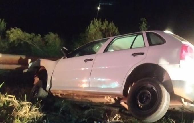 Condutora fica ferida em saída de pista