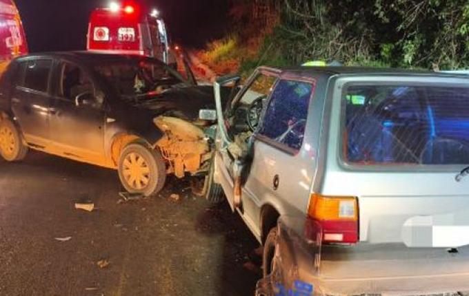 Colisão frontal é registrada na SC-283 em Palmitos