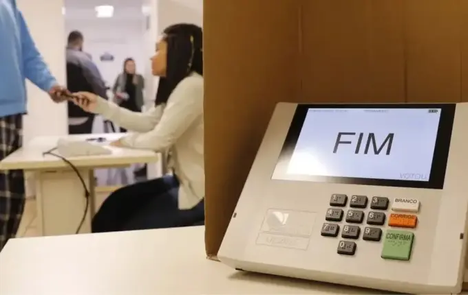 SC ganha quase 90 mil eleitores para 2026 e chega a 5,7 milhões aptos a votar