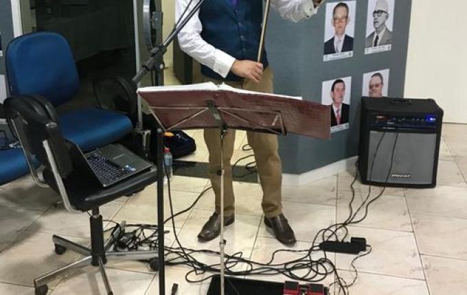 Sessão Solene homenageia Agentes de Saúde e de Combate a Endemias