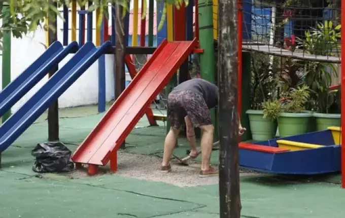 Polícia confirma surto e diz que assassino de creche em Blumenau "criou história na cabeça"