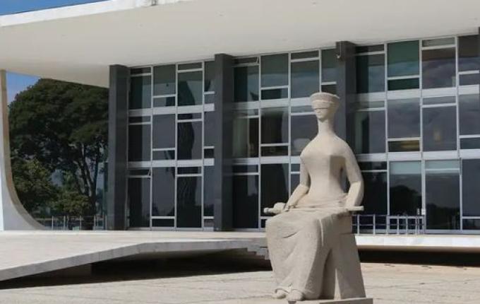 STF amplia foro privilegiado para políticos investigados após fim do mandato