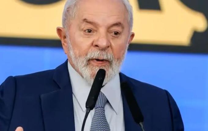 Governo antecipa 13º de aposentados e pensionistas do INSS para abril e maio