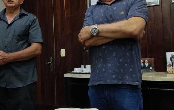 Vice-prefeito de São José do Cedro assume como chefe do executivo