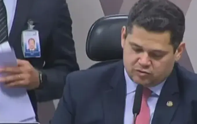 Relator amplia teto e fixa prazo para governo propor nova regra fiscal