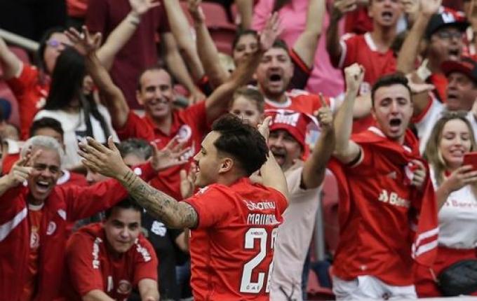 Inter vira contra o Flamengo e vence a primeira no Brasileirão 2023