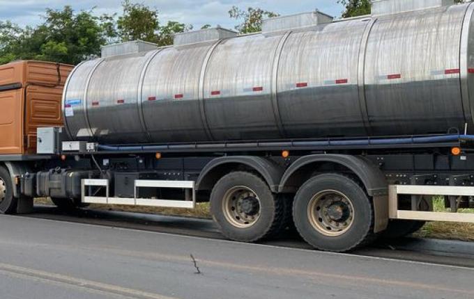 Identificado homem que morreu em acidente entre carro e caminhão na BR-282