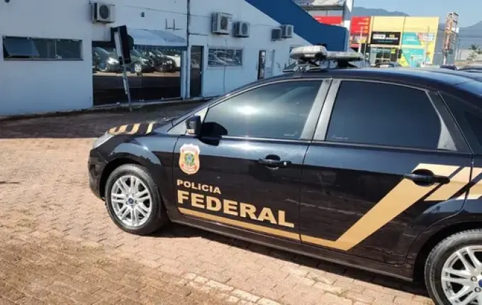 Corrupção e lavagem de dinheiro são investigadas pela PF em cidade de SC
