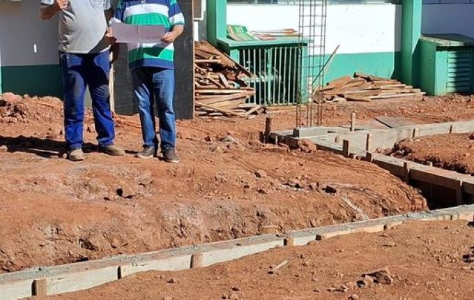 Secretário vistoria obras e anuncia novos programas para a Saúde em SMO