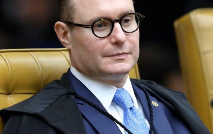 Zanin marca para 25 de março julgamento de denúncia contra Bolsonaro na 1ª Turma do STF