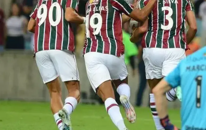Grêmio perde nos pênaltis para o Fluminense e está fora da Libertadores