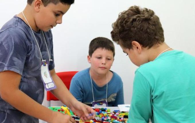 Descanso oferece curso de robótica para alunos do ensino fundamental