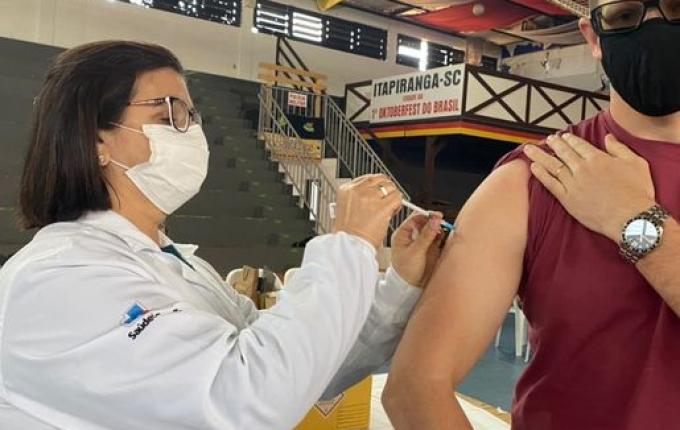 Confira o cronograma de vacinação da semana em Itapiranga