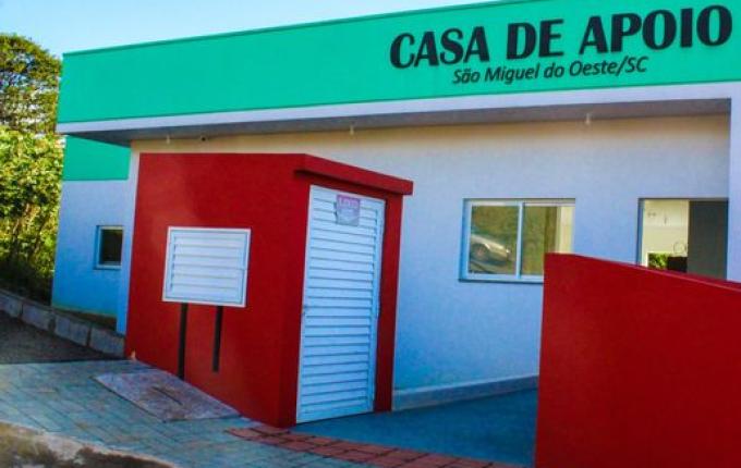 Casa de Apoio do Hospital Regional abrigou 140 pessoas neste ano; ouça