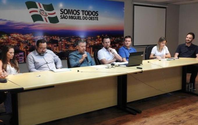 CORONAVÍRUS: Eventos com aglomeração de pessoas são suspensos em prevenção