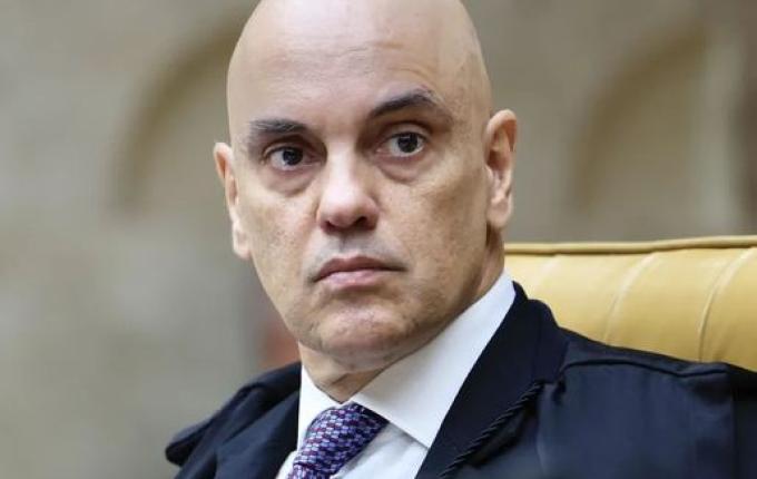 Grupo age de forma “covarde e traiçoeira” contra o STF, diz Moraes