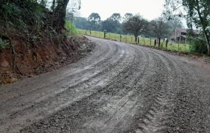 SMOeste anuncia suspensão dos serviços particulares com máquinas