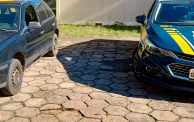 PRF prende foragido após furto de carro em Campo Erê e fuga na BR-282