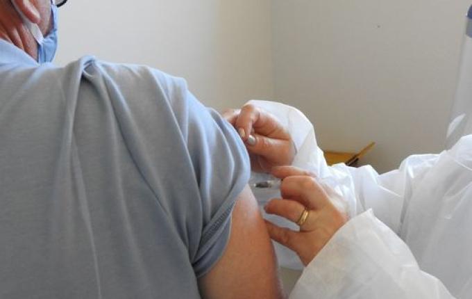 Vacinação contra a gripe continua na manhã deste sábado em SMO