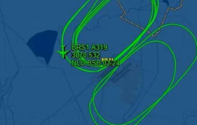 Avião de Lula pousa no México após ter problemas técnicos durante voo para o Brasil