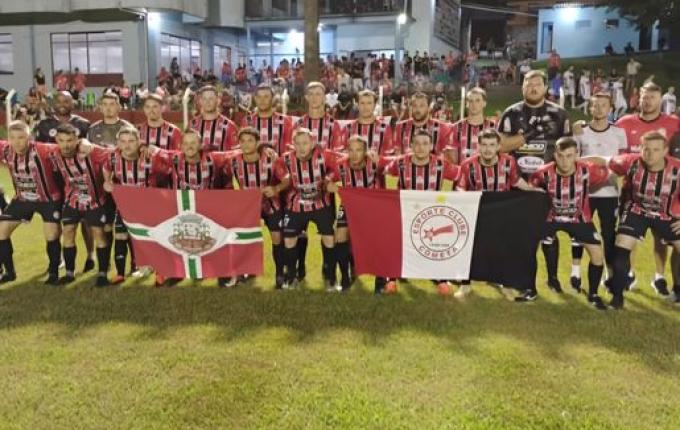 Com polêmica e gol do meio-campo, Cometa vence a ida das quartas do Regional