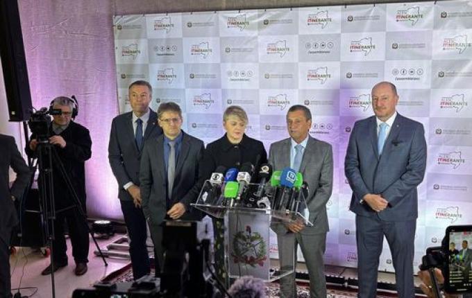 Reforçando a descentralização do Parlamento, presidente Júlio Garcia abre o Alesc Itinerante