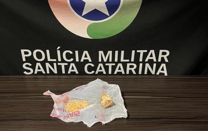 Jovem de 18 anos é preso por tráfico de drogas em Maravilha