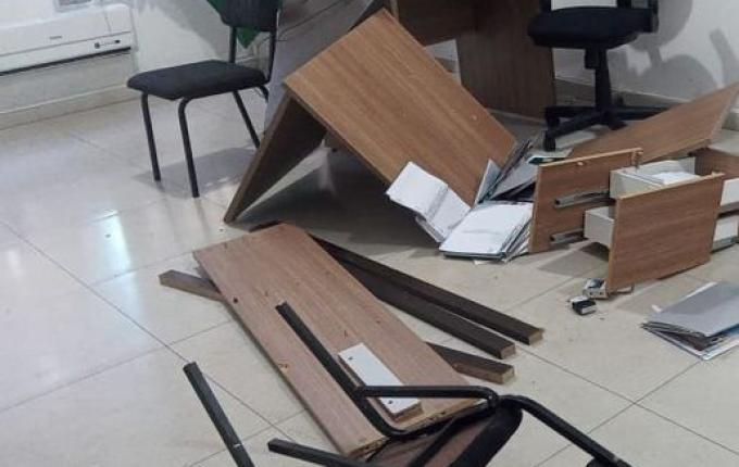 Polícia Civil prende autor de danos ao patrimônio na prefeitura de Riqueza