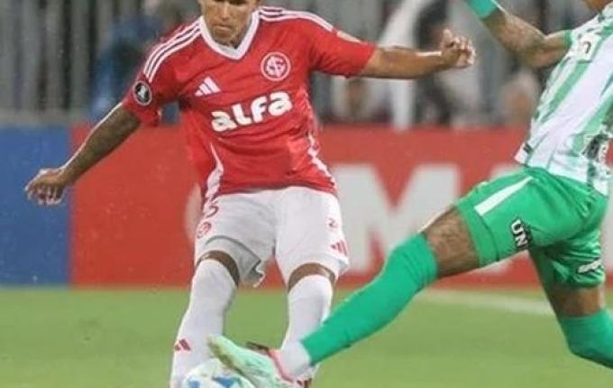 Inter perde para Atlético Nacional e fica em situação delicada na Libertadores