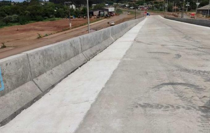 VÍDEO: Viaduto em São José do Cedro deve ser liberado nas próximas semanas