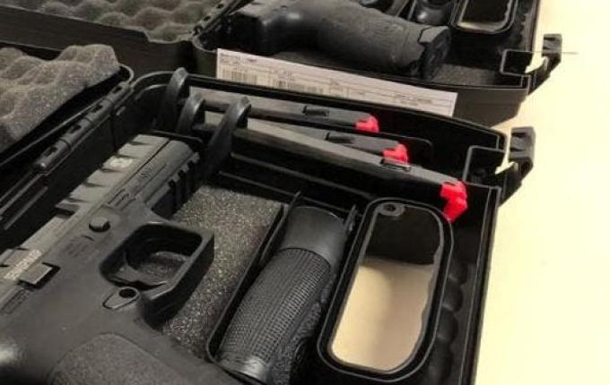 Polícias de Santa Catarina recebem novas armas