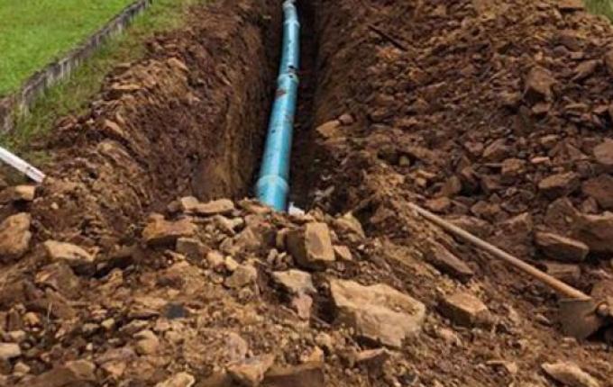 Casan já construiu mais de meio quilômetro da nova adutora em SMOeste