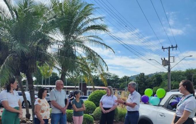 Sicoob Creditapiranga entrega carro e moto a sorteados na Campanha Capital da Sorte